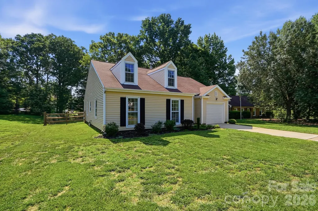 8917 Danson Drive Charlotte NC 28277