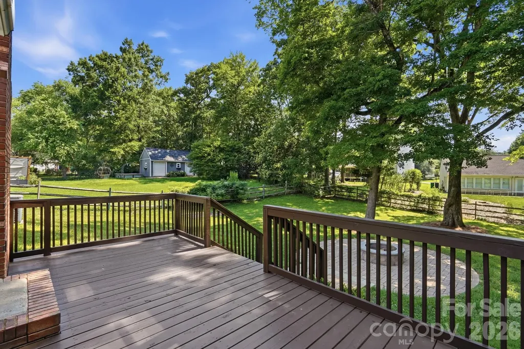 8917 Danson Drive Charlotte NC 28277