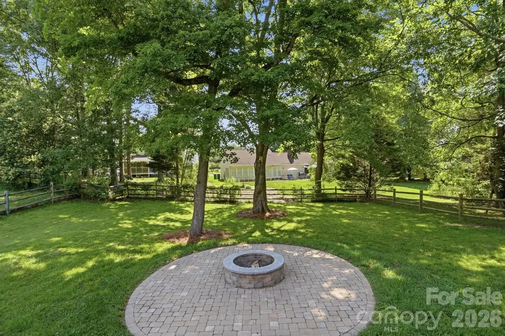 8917 Danson Drive Charlotte NC 28277