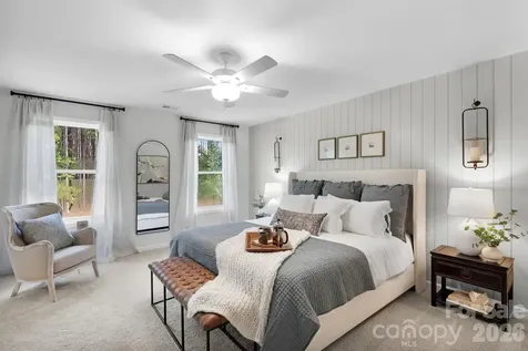 4017 Juno Drive Charlotte NC 28215