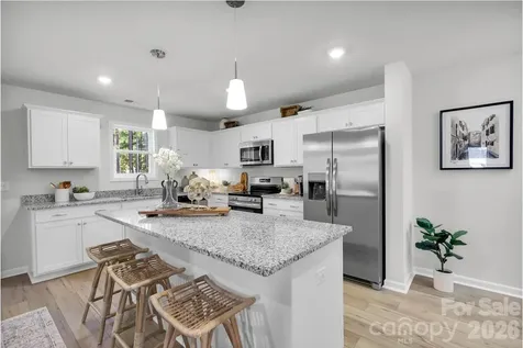 4017 Juno Drive Charlotte NC 28215