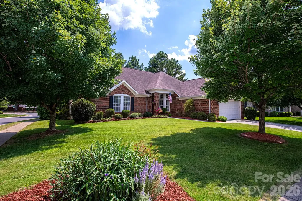 6103 Breckfield Court Charlotte NC 28278