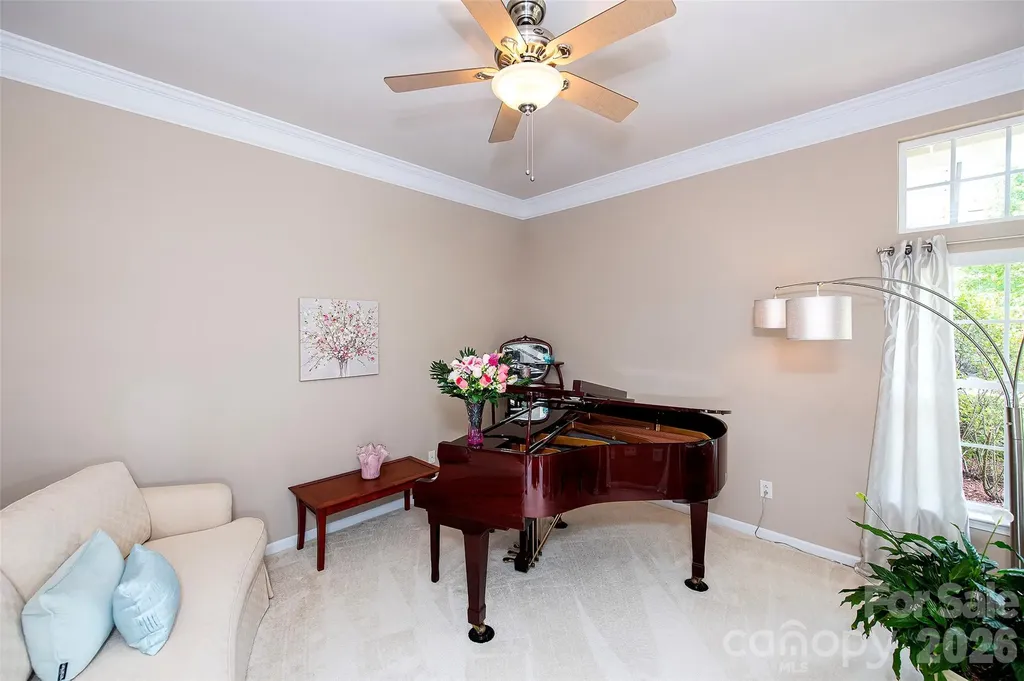 6103 Breckfield Court Charlotte NC 28278