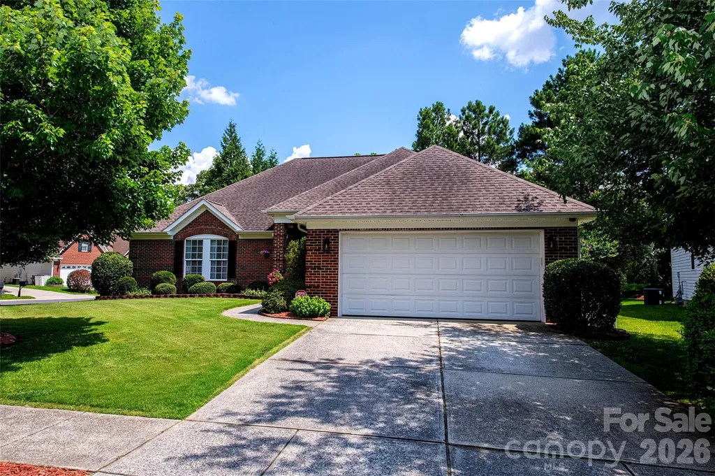 6103 Breckfield Court Charlotte NC 28278