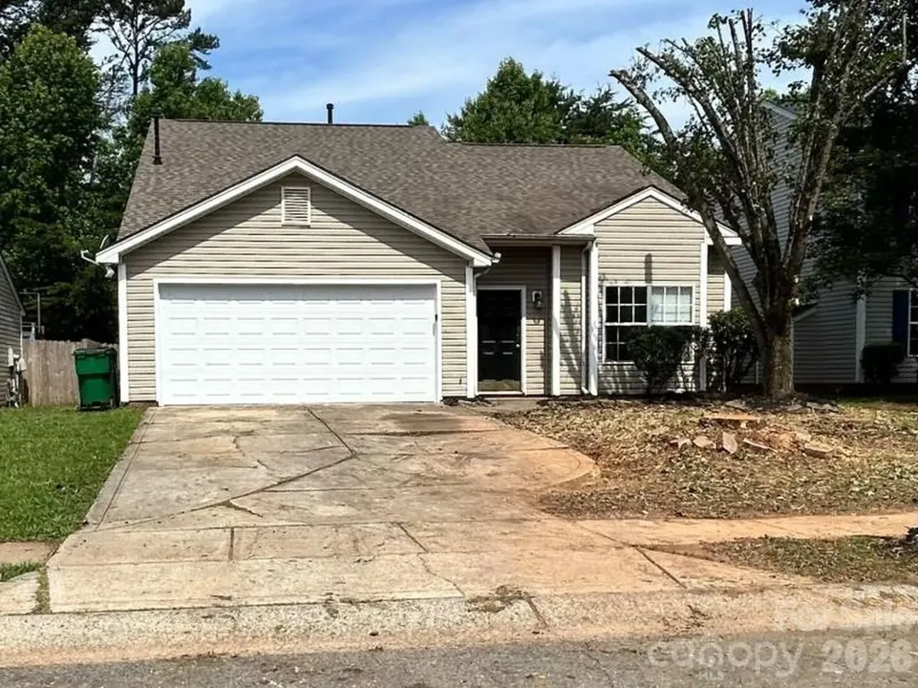 821 Lakehill Road Charlotte NC 28214