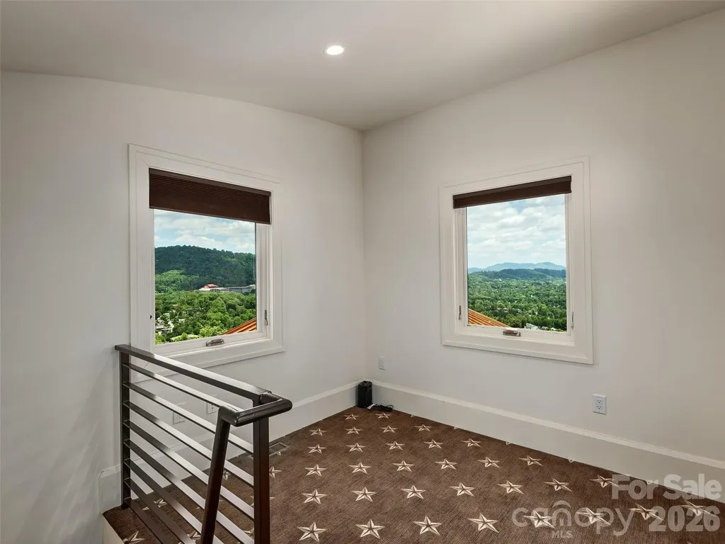 95 Horizon Hill Road Asheville NC 28804