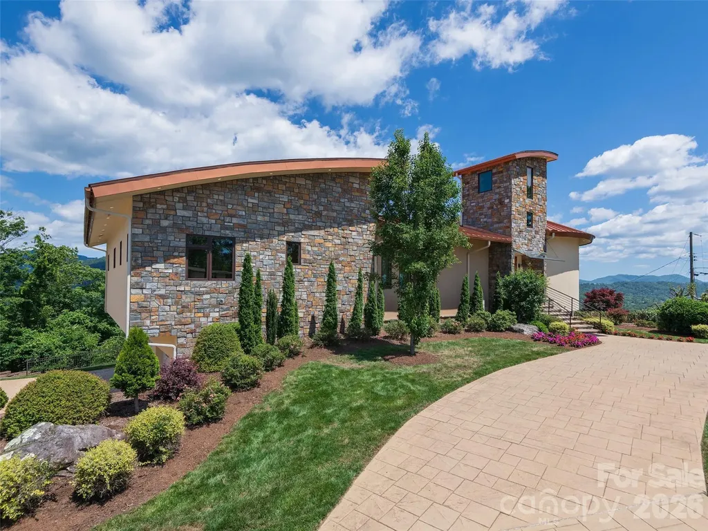 95 Horizon Hill Road Asheville NC 28804