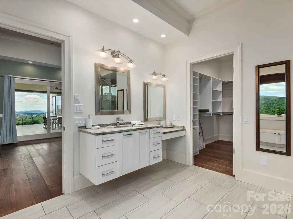 95 Horizon Hill Road Asheville NC 28804