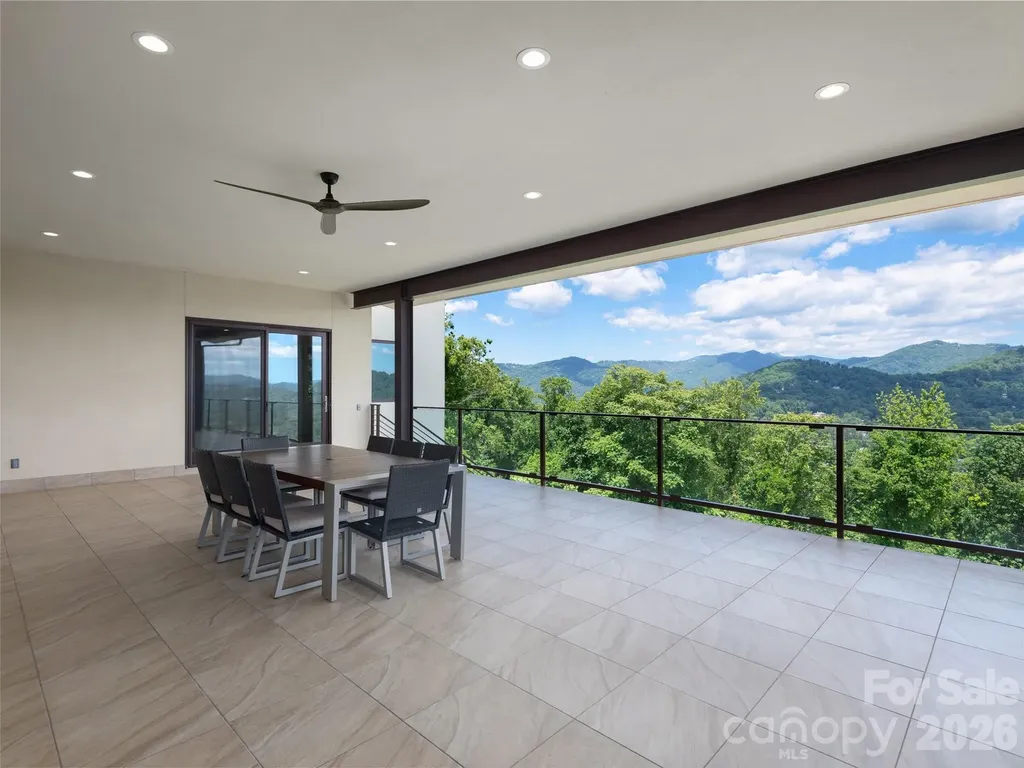 95 Horizon Hill Road Asheville NC 28804