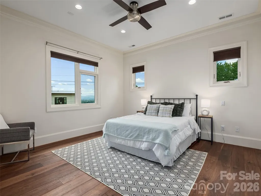 95 Horizon Hill Road Asheville NC 28804