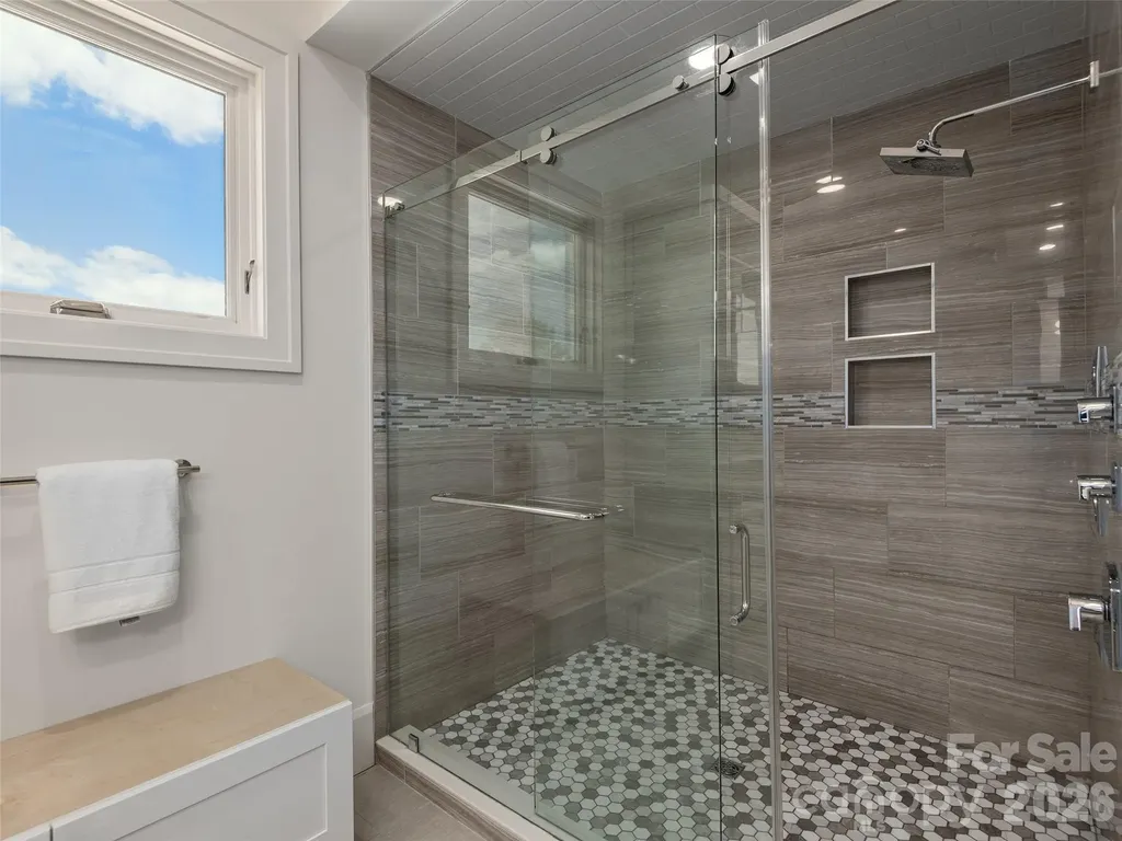 95 Horizon Hill Road Asheville NC 28804