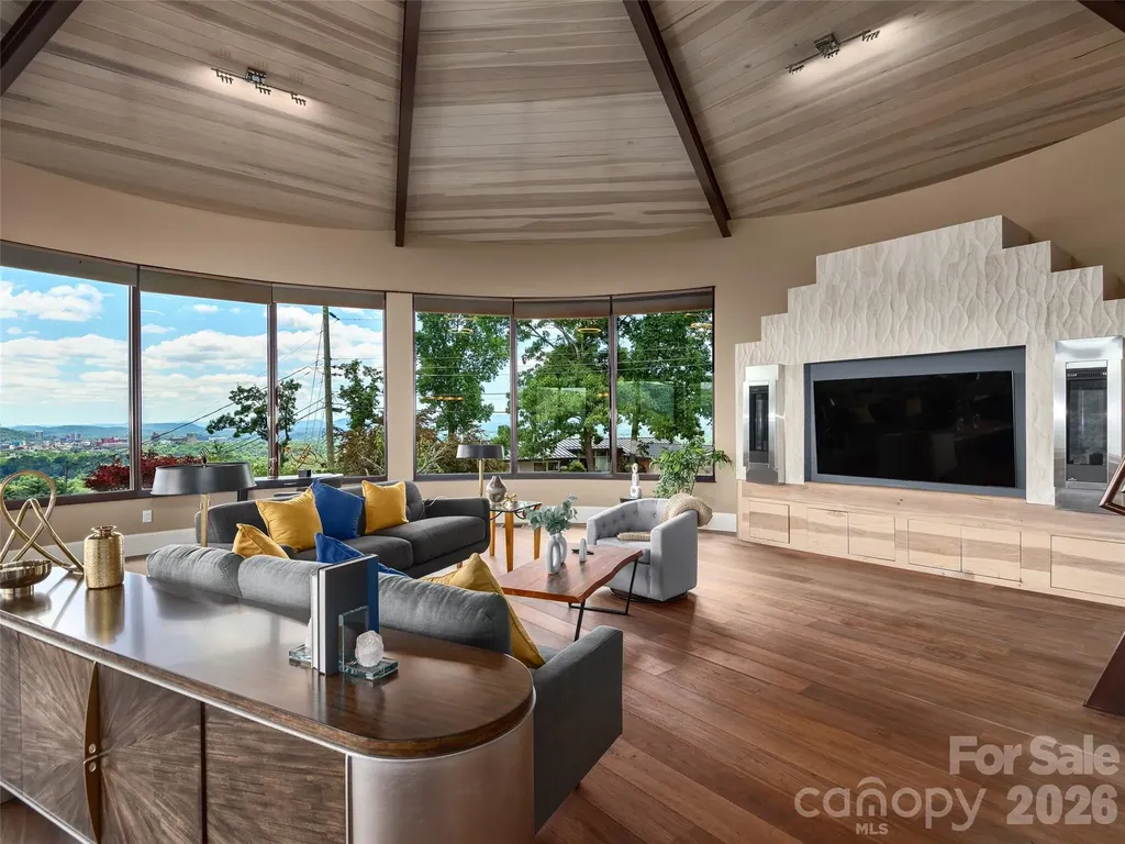 95 Horizon Hill Road Asheville NC 28804