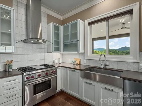 95 Horizon Hill Road Asheville NC 28804