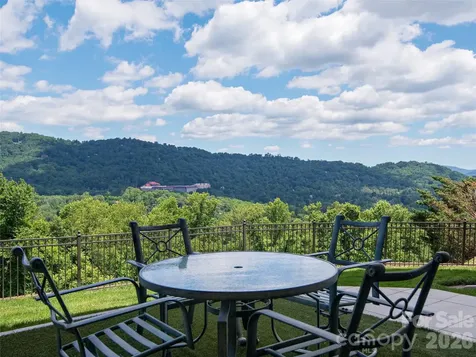 95 Horizon Hill Road Asheville NC 28804