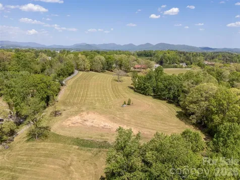 285 Mount Gilead Church Road Mills River NC 28759