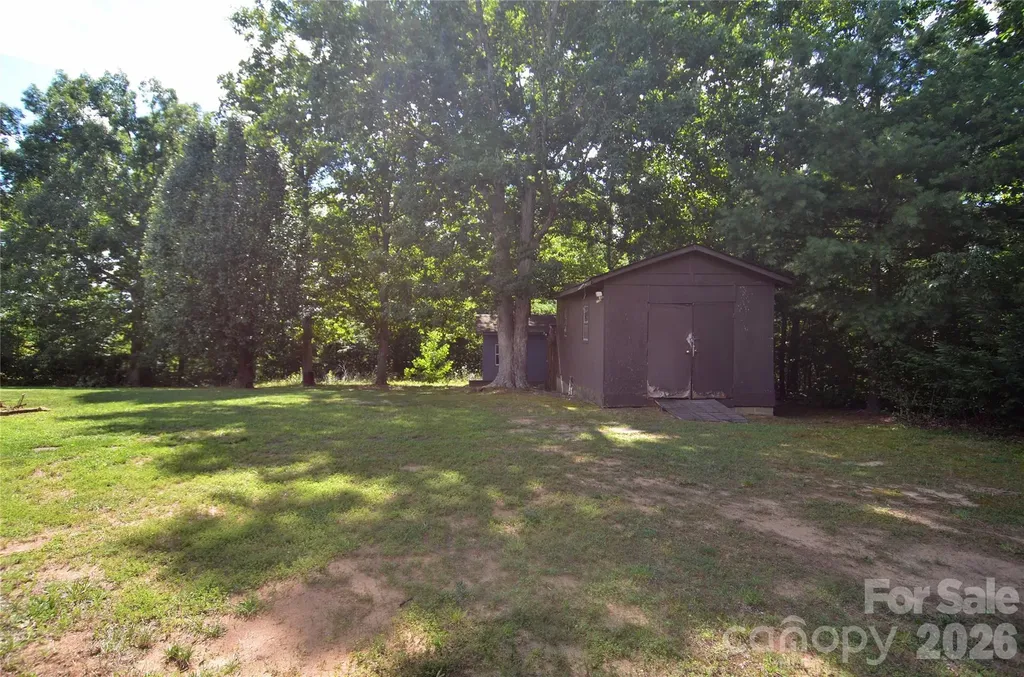 848 Deer Park Road Nebo NC 28761