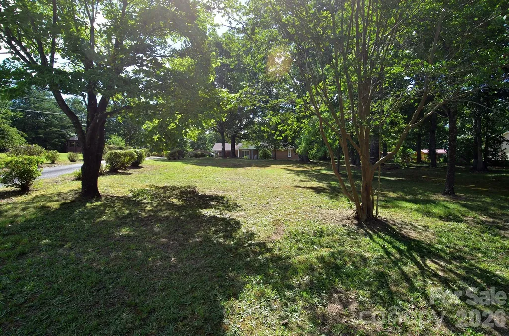 848 Deer Park Road Nebo NC 28761