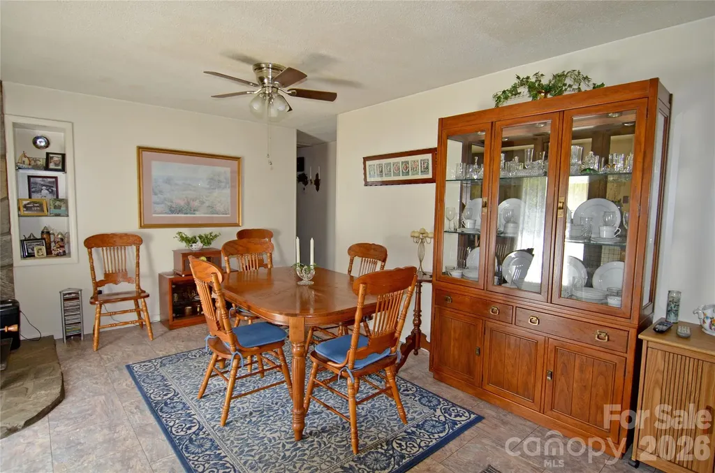 848 Deer Park Road Nebo NC 28761