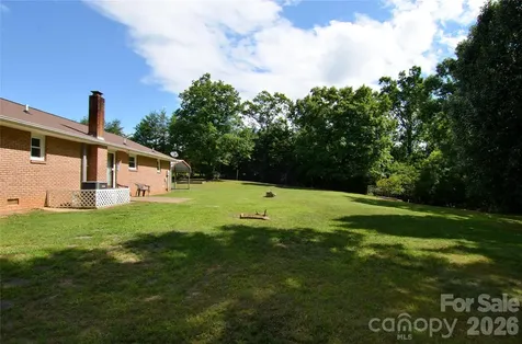 848 Deer Park Road Nebo NC 28761