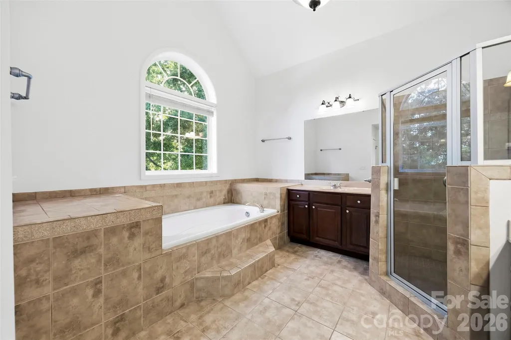 1703 Caddy Court Matthews NC 28104