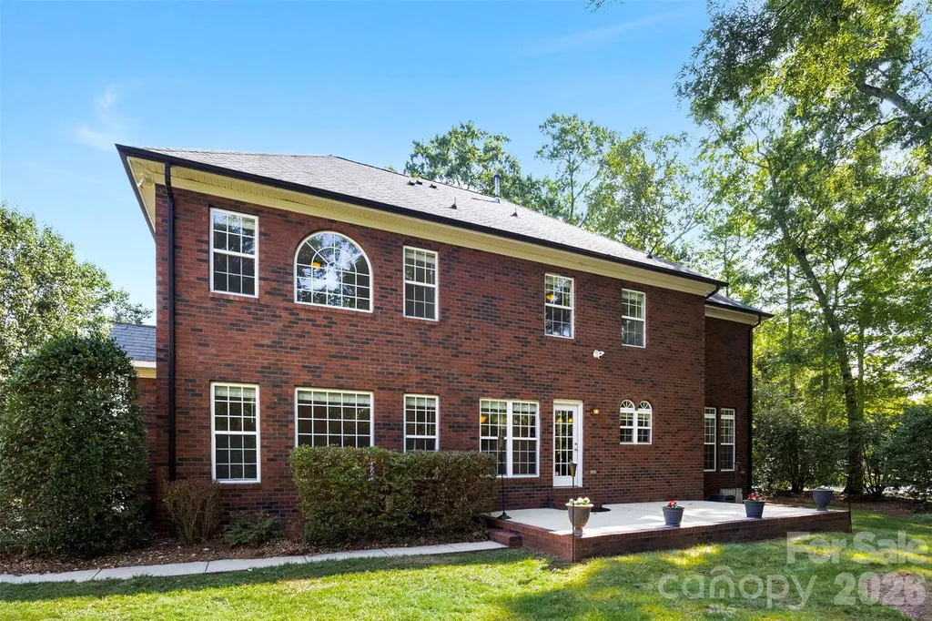 1703 Caddy Court Matthews NC 28104