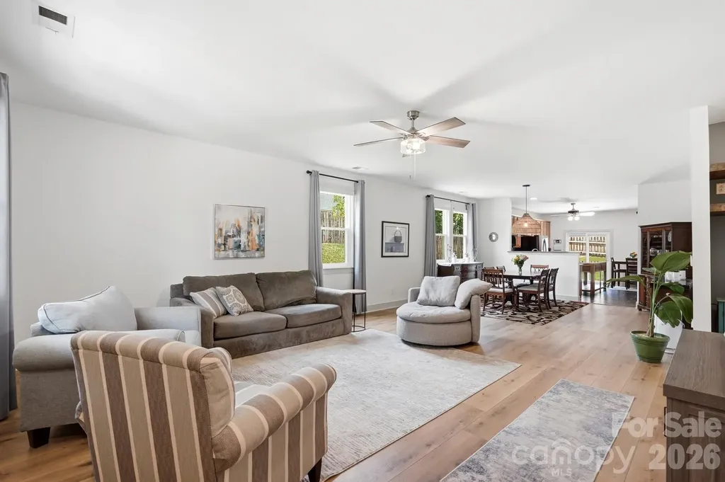 2211 Savannah Hills Drive Matthews NC 28105
