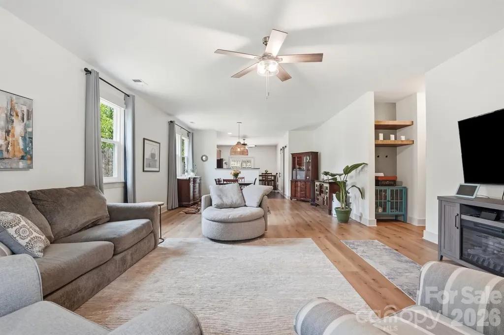2211 Savannah Hills Drive Matthews NC 28105