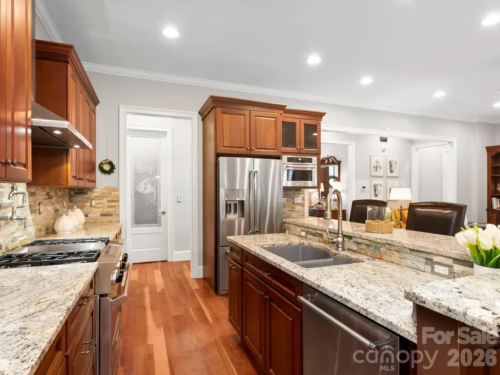 80 Highlander Falls Way Zirconia NC 28790