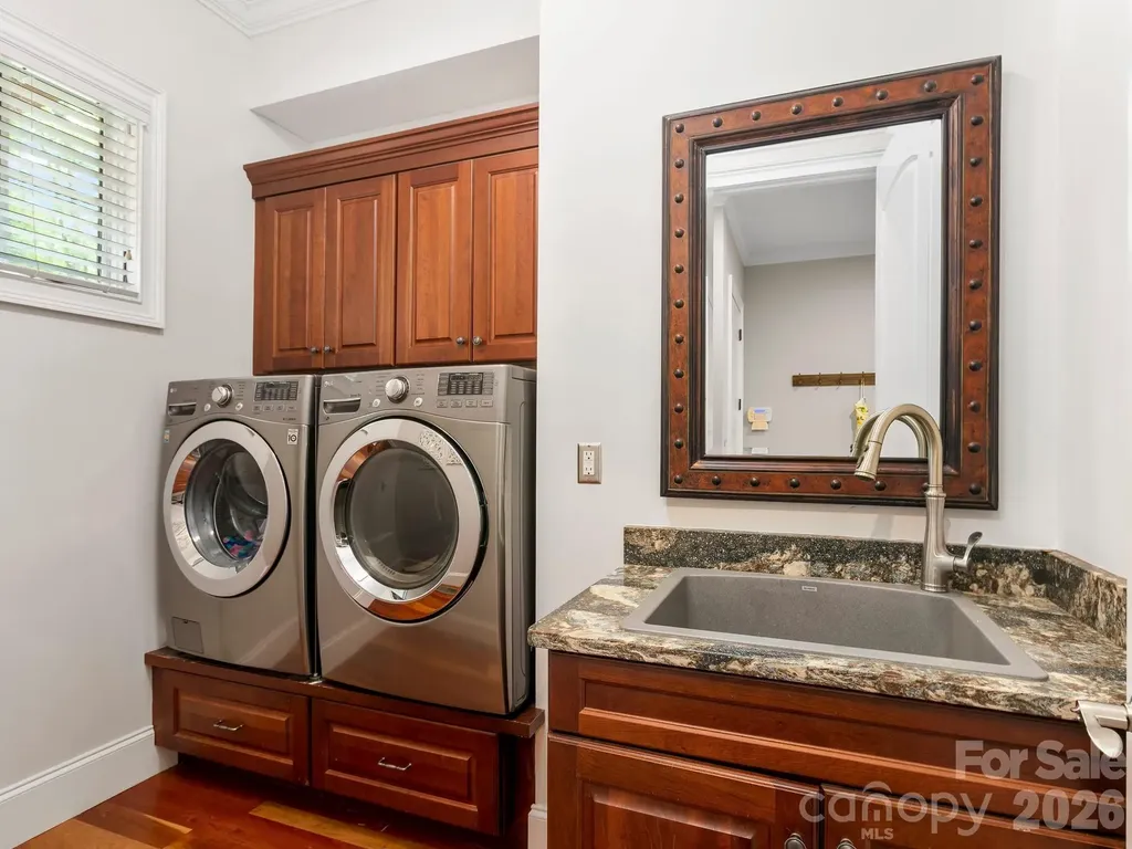80 Highlander Falls Way Zirconia NC 28790