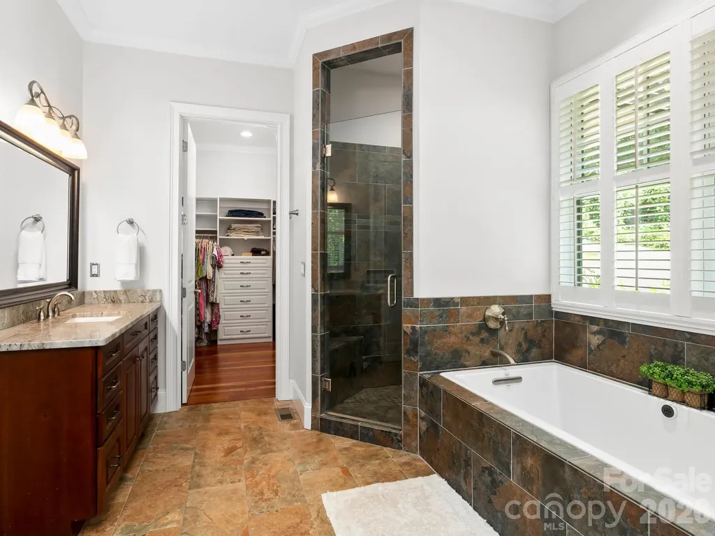80 Highlander Falls Way Zirconia NC 28790