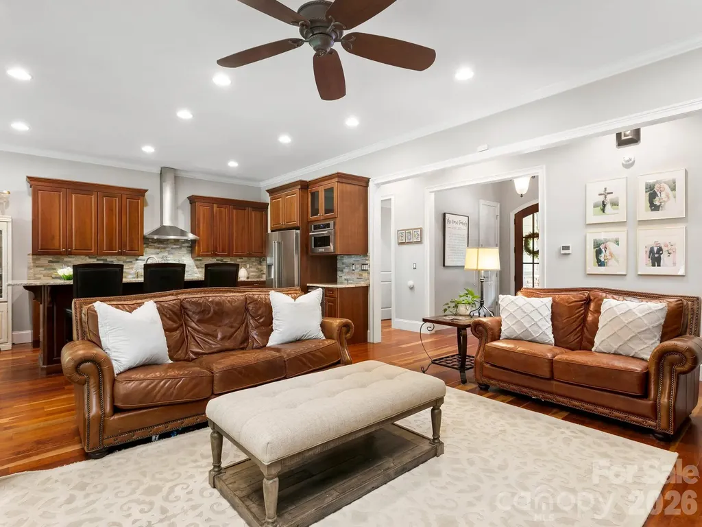 80 Highlander Falls Way Zirconia NC 28790