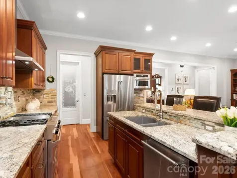 80 Highlander Falls Way Zirconia NC 28790