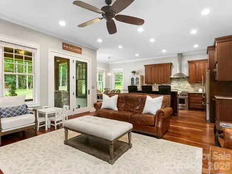 80 Highlander Falls Way Zirconia NC 28790