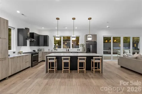 1631 Rama Road Charlotte NC 28211