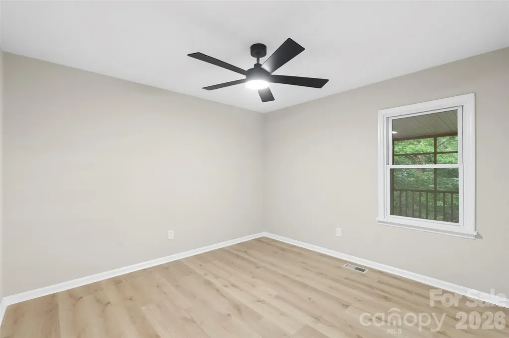 711 King Arthur Drive Gastonia NC 28056