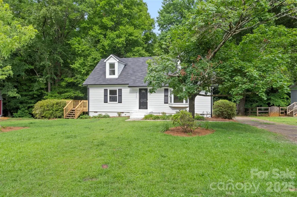 711 King Arthur Drive Gastonia NC 28056