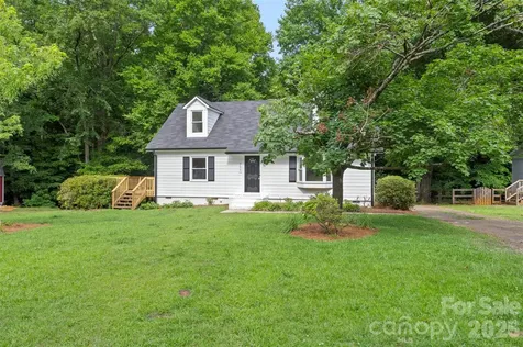 711 King Arthur Drive Gastonia NC 28056