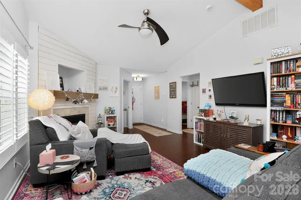 5422 Harris Cove Drive Charlotte NC 28269