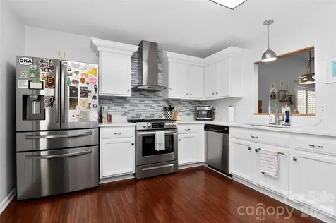 5422 Harris Cove Drive Charlotte NC 28269