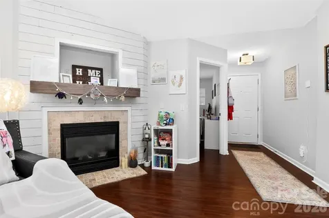 5422 Harris Cove Drive Charlotte NC 28269