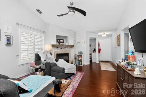 5422 Harris Cove Drive Charlotte NC 28269
