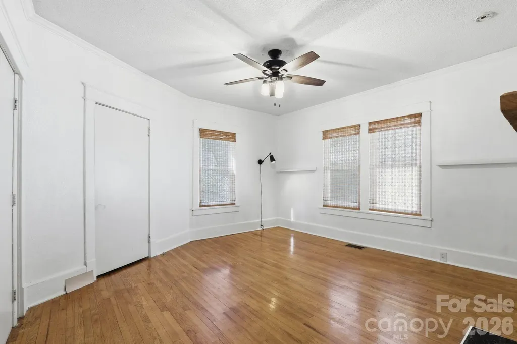 200 Feimster Street Statesville NC 28677