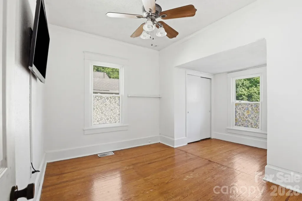 200 Feimster Street Statesville NC 28677