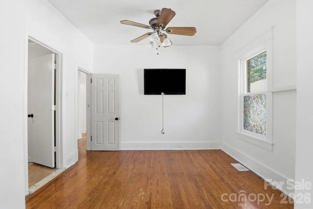 200 Feimster Street Statesville NC 28677