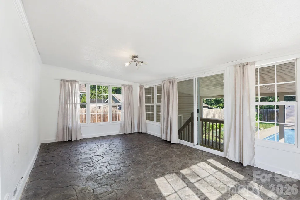 200 Feimster Street Statesville NC 28677