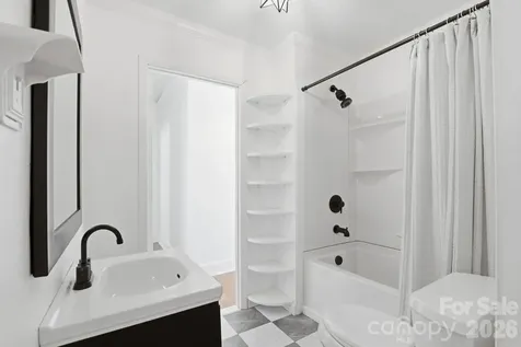 200 Feimster Street Statesville NC 28677