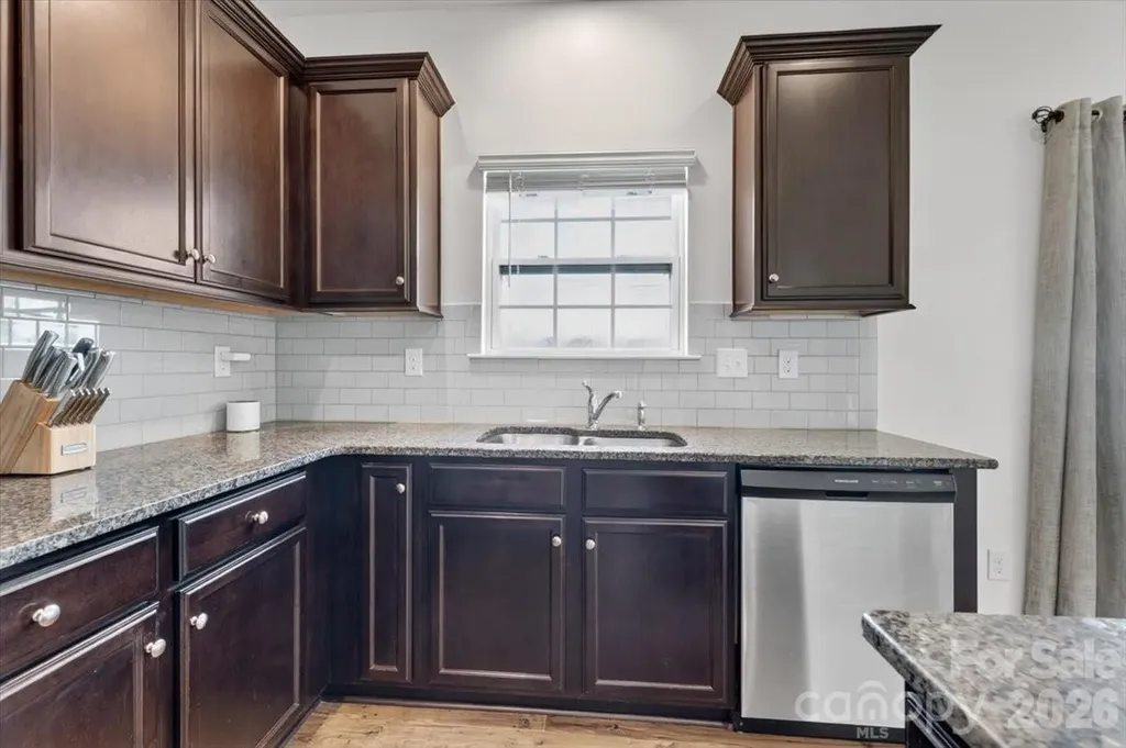 157 Kingsway Drive Mooresville NC 28115
