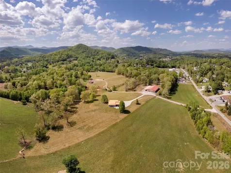 154 High Pasture Trail Mills River NC 28759