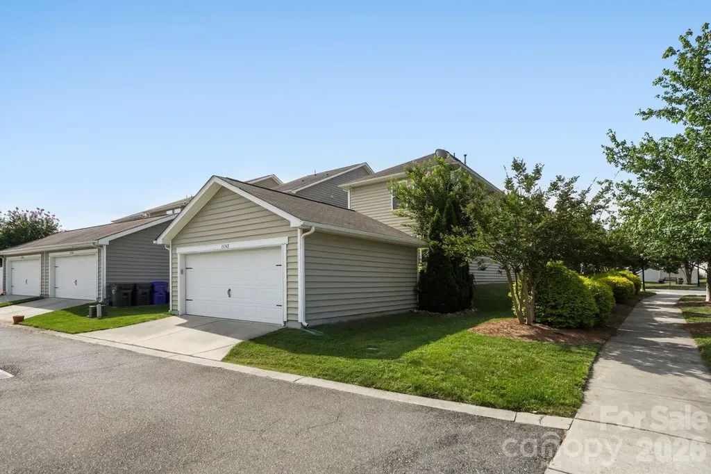 13742 Bonnerby Court Huntersville NC 28078