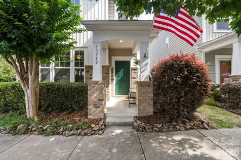 13742 Bonnerby Court Huntersville NC 28078